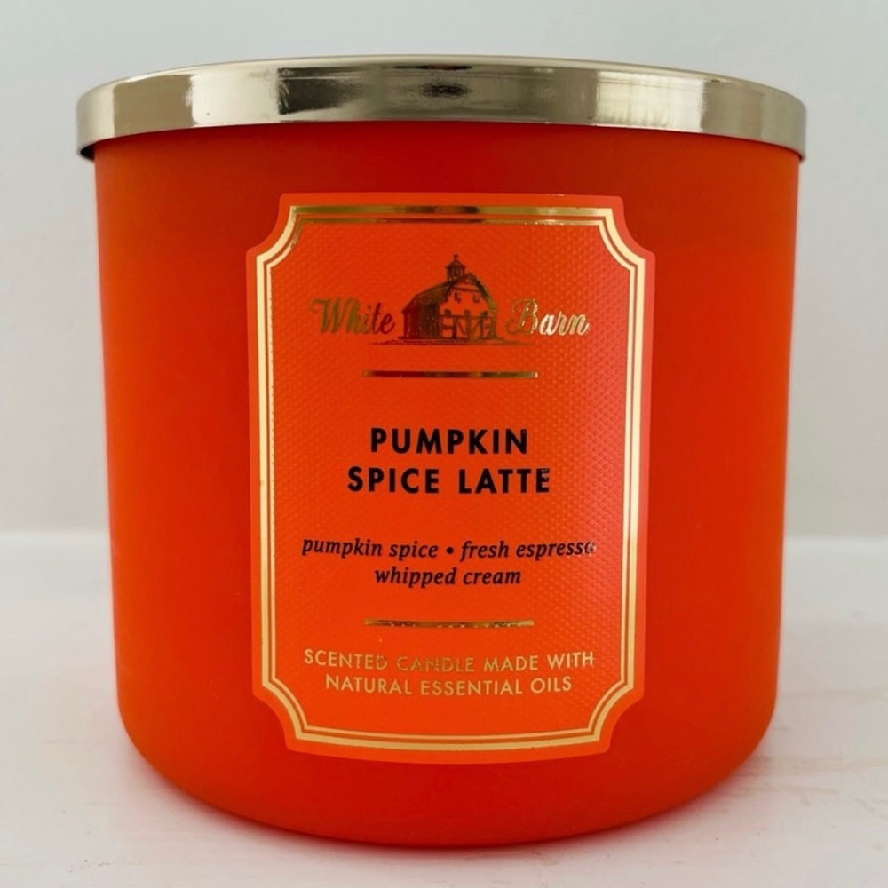 HOST PICK Nwt bath and body works pumpkin spice latte 3 wick candle